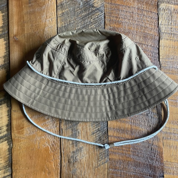 Fabletics Bucket Hat - Picture 4 of 5